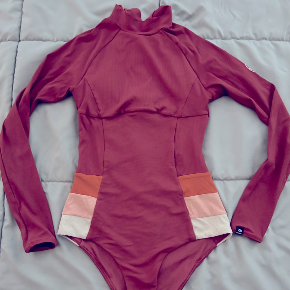 Ripcurl swim long sleeve body suit